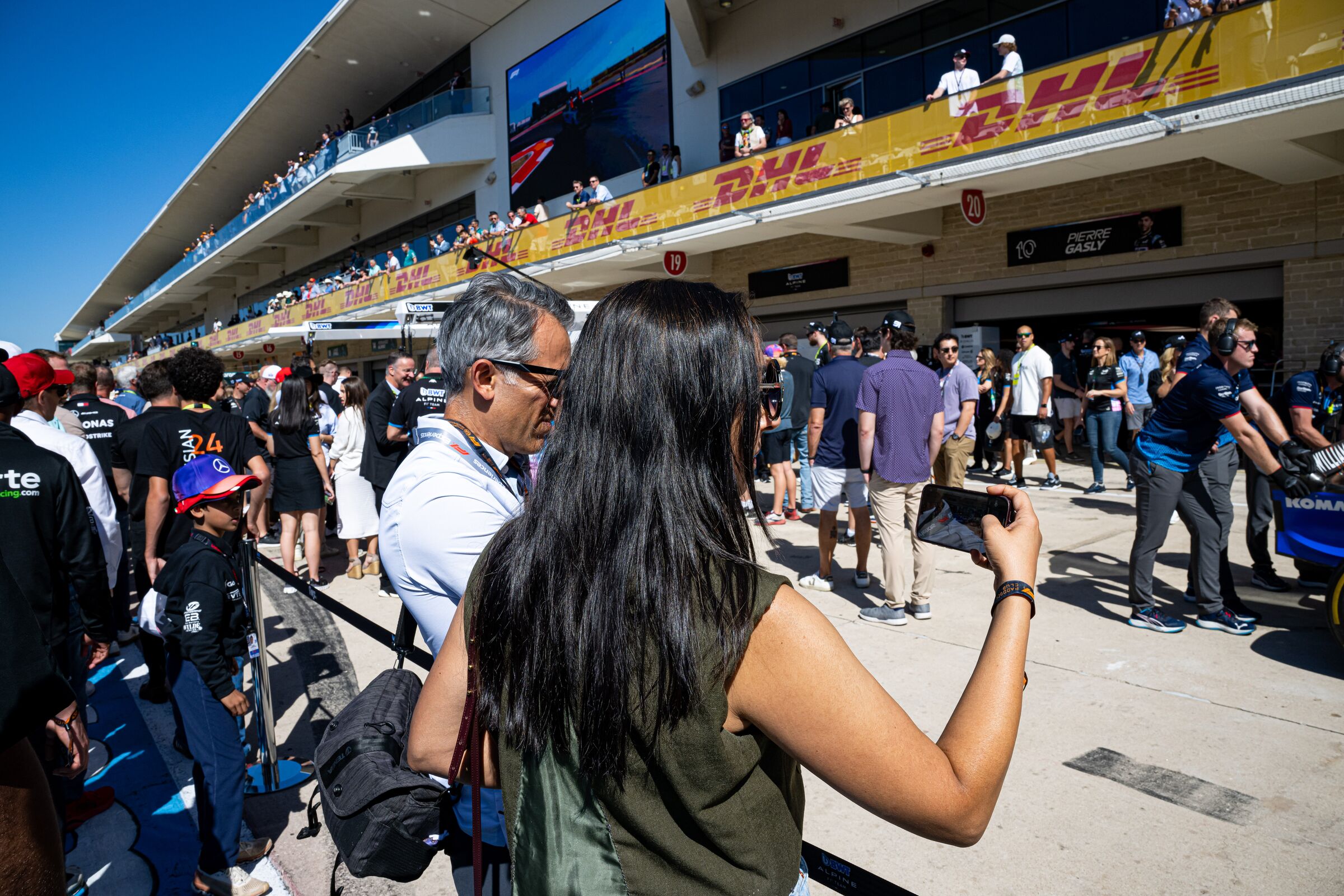 Aramco F1® Pit Lane Walk Inclusion